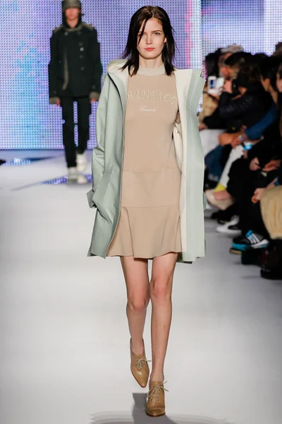 Look 33